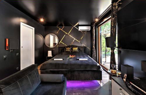 RoyalRelax Apartament w Lesie z Jacuzzi, Kinem domowym 88' - Białystok - Foto 10