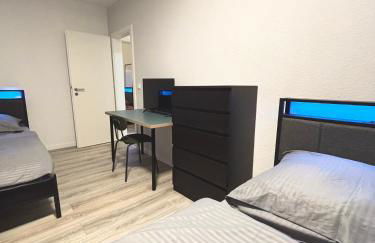 Myflat Apartment mit 6 Betten, 3 Schlafzimmern und Balkon bei Leipzig BMW, Amazon, Porsche, Messe - Foto 5