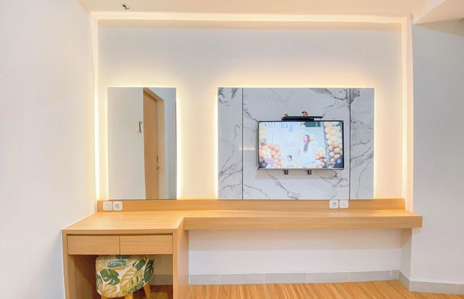 Cozy And Enjoy Living Studio At The Alton Apartment - Foto 9