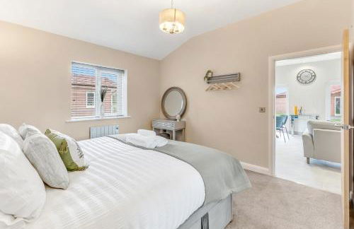 Cozy Luxury Cabin Retreat with Superking Bed - Foto 17