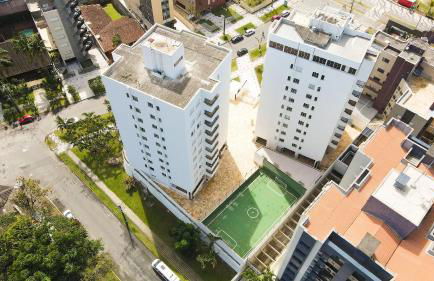 Vista mar em Caiobá com piscina conforto e localização - Foto 9