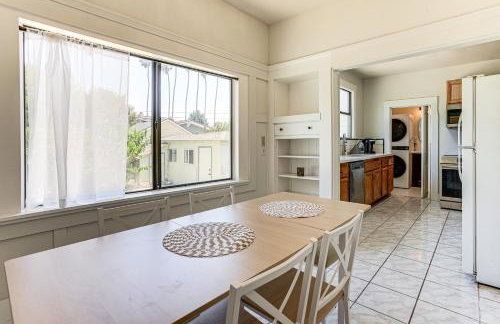 Stroll to SF Bay Beaches! Cozy Home in Alameda - Foto 11