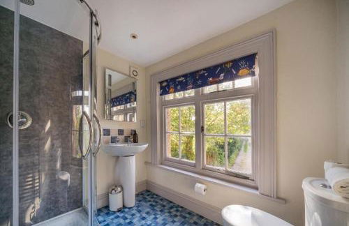 Bay House - Photo 29