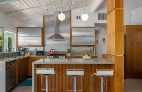 Shaken Not Stirred in Sunrise Park by Acme House Company - Foto 9