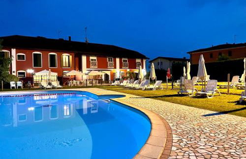 Hotel Residence - Il Giardino del Cigno - Photo 10