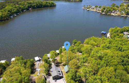 Log Home Hot Tub Retreat, Kayaks - Photo 25