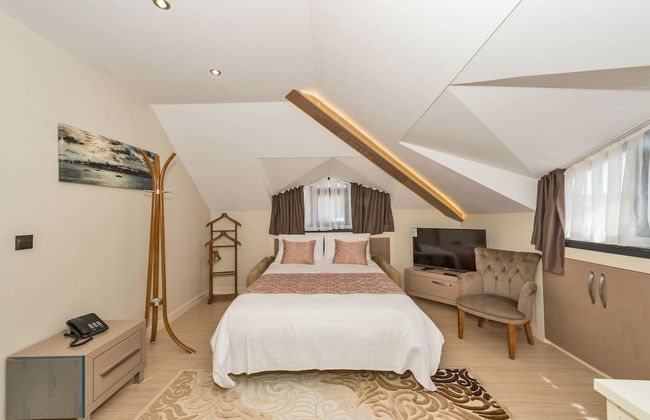 Gen Suites - Photo 16