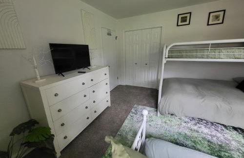 Spacious, Renovated, 5-bedroom Retreat, Near I-85 - Foto 53