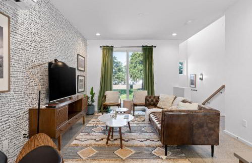 South Side Modern - Downtown Living - Amazing Location - Foto 1