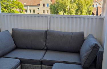 Blue Skies White Line - Foto 9