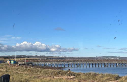Amazing sea views and hot tub - Photo 2