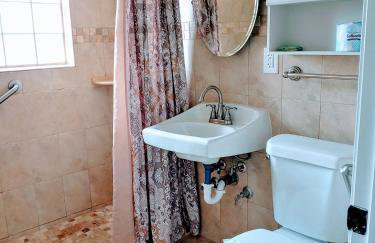 Sunrise Ocean Suites - Photo 39