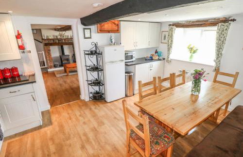 Hill Farm Cottage - Photo 8