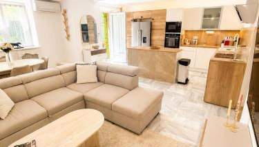 Quiet Private Apartment - 2min Train Station - 5min Palais Croisette - Private entrance - Foto 5