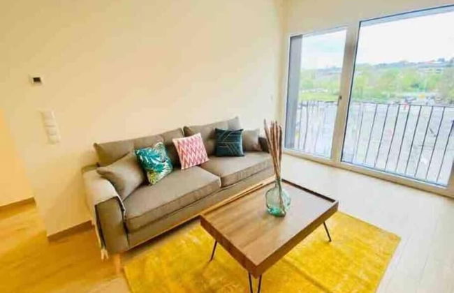 Luxury 2023 Flat in city center. Parking - Foto 1