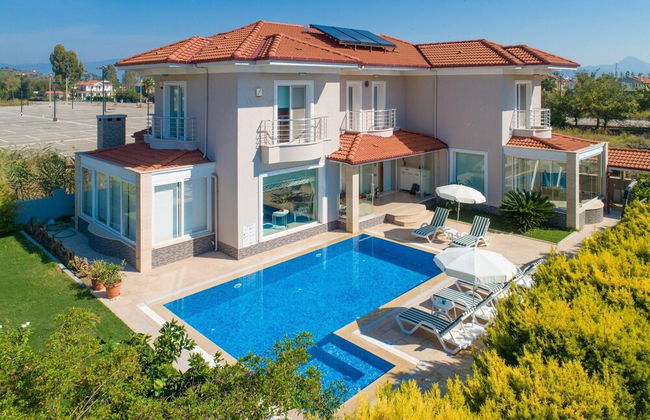 Villa Nirvana Large Private Pool A C Wifi Car Not Required Eco-friendly - 2832 - Foto 15