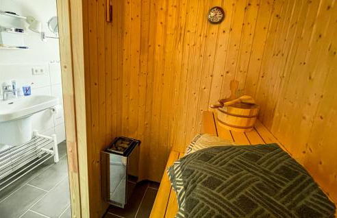 Beautiful Home In Krems Iiwarderbrück - Foto 24