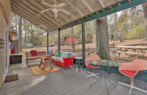 Lakeside Pleasure Island Cabin with Deck and Gas Grill - Foto 12