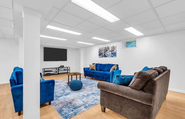 Fall Family Oasis Fireplace Theater and Games - Foto 24