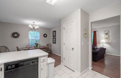 Covenant Cottage with outdoor dining - Foto 10