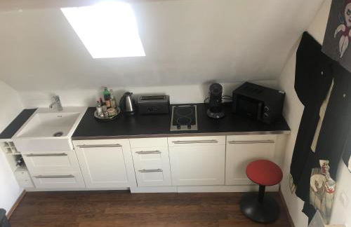 Bel Art Atelier mit großem Parkplatz - Foto 3