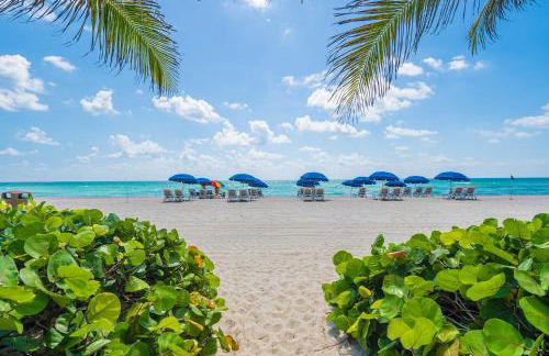 Sunny Isles 1BDR Sea View and Pool - Foto 35