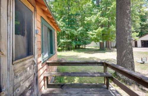 South Twin Lake Cabin with Dock, Steps to Water - Foto 24