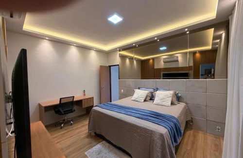 Casa luxuosa - Há 2km da praia - Foto 1