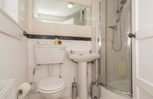 Charming Family House in Rosewell - Pass the Keys - Foto 20