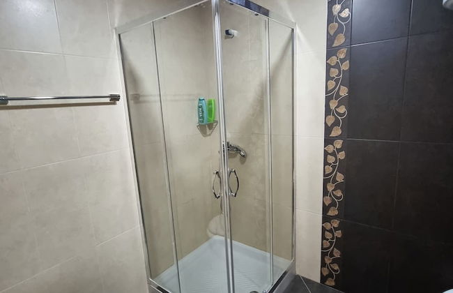 Thoma's K Studios - Photo 77