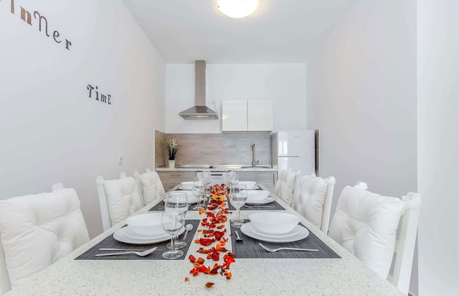 Peaceful Villa in Dramalj with Hot Tub - Foto 4