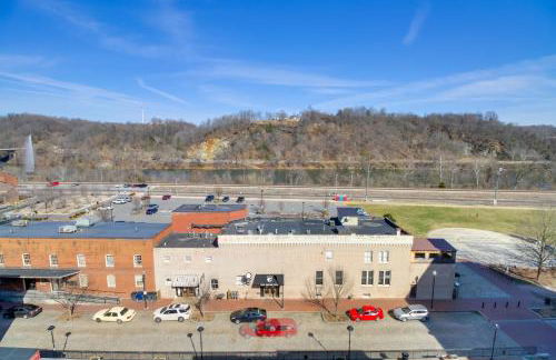 Walkable Lynchburg Condo with Private Balcony - Foto 22