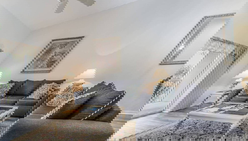 Hyland Hills Ave - Foto 1, Exterior