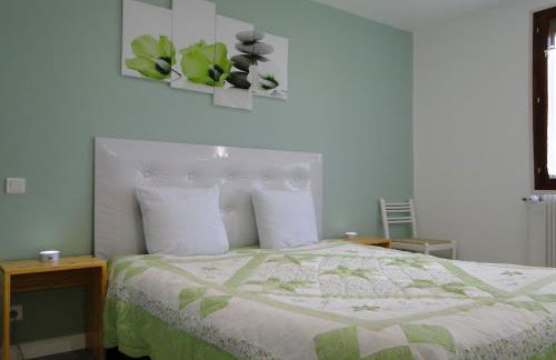 Gîte 1805 Montagnes du Jura avec Spa et Sauna classé 3 étoiles - Foto 12