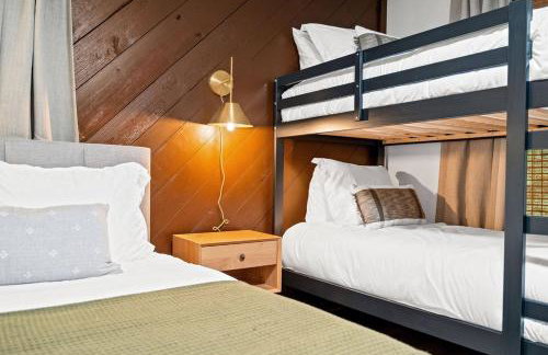 13min Summersville Lake | HotTub | FirePit | Quiet - Foto 65