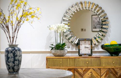 Luxurious Mews 4Bd House Balcony & Garage - Foto 22