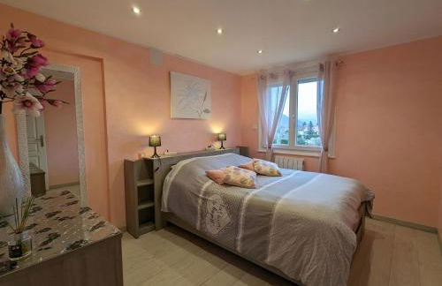 Chalet spacieux avec sauna, spa et baby-foot, proche stations de ski - FR-1-589-671 - Foto 16