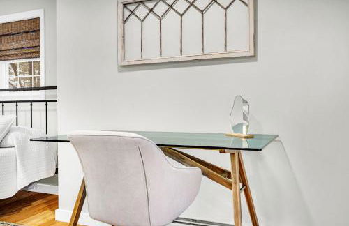 Thomas Trail - Game Room, Fire Pit, 1 min to Ski Mountain & Shared Beach! - Foto 42