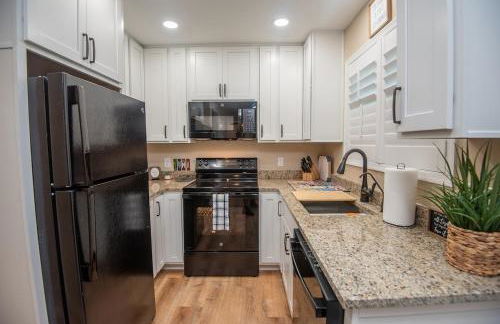 Cozy 1-Bedroom Getaway with All the Essentials - Foto 8