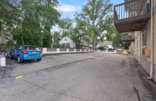 Close to Campus & Hospital with Free Parking - Fast Wifi - Foto 36