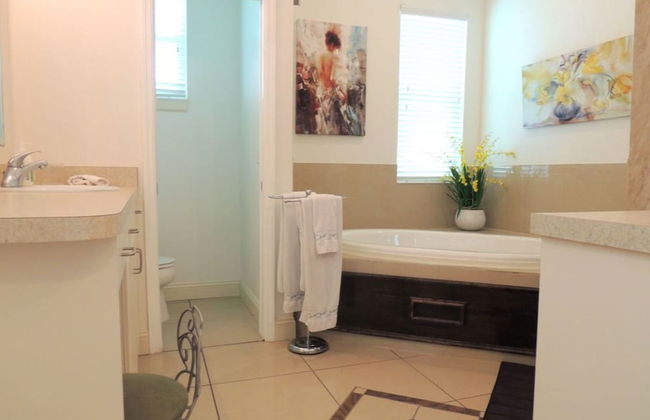 Lake Norma Luxury Living - Coronas Azul - Photo 14