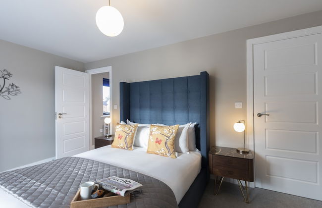 Elliot Oliver - Luxurious 2 Bedroom Apartment With Parking - Photo 4