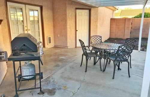 Near Zion Remodeled 4BR Sleeps 10 Patio - Foto 29