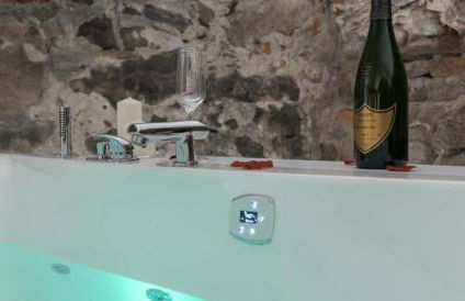 Royal Suite Spa et Balnéo Privatif - Foto 11