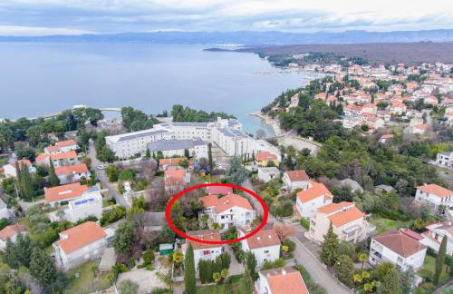 Apartments Karmelić - Photo 4