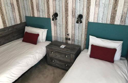 Sandy Balls Holiday Park Pet Friendly Lodge - Photo 11