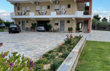 Flo's Apartments - Foto 10