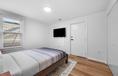 Central Lawrenceville 2 Spacious and Stylish Two Bedroom Apartment with Free Street Parking - Foto 15