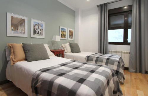 Apartamentos Adelfas - Photo 23