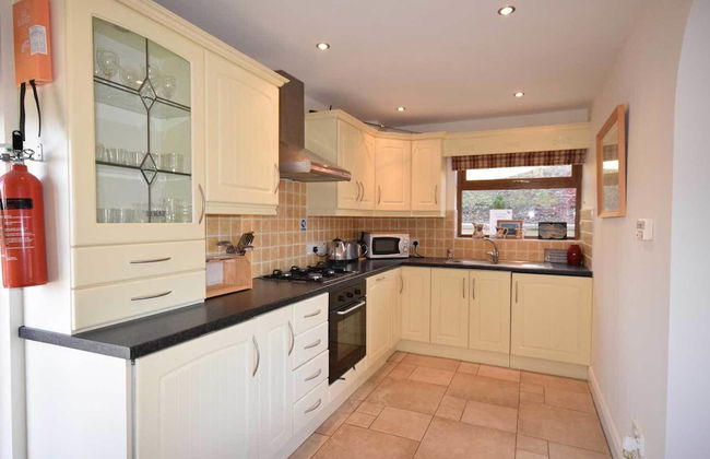 Inishclare Cottages - Photo 8